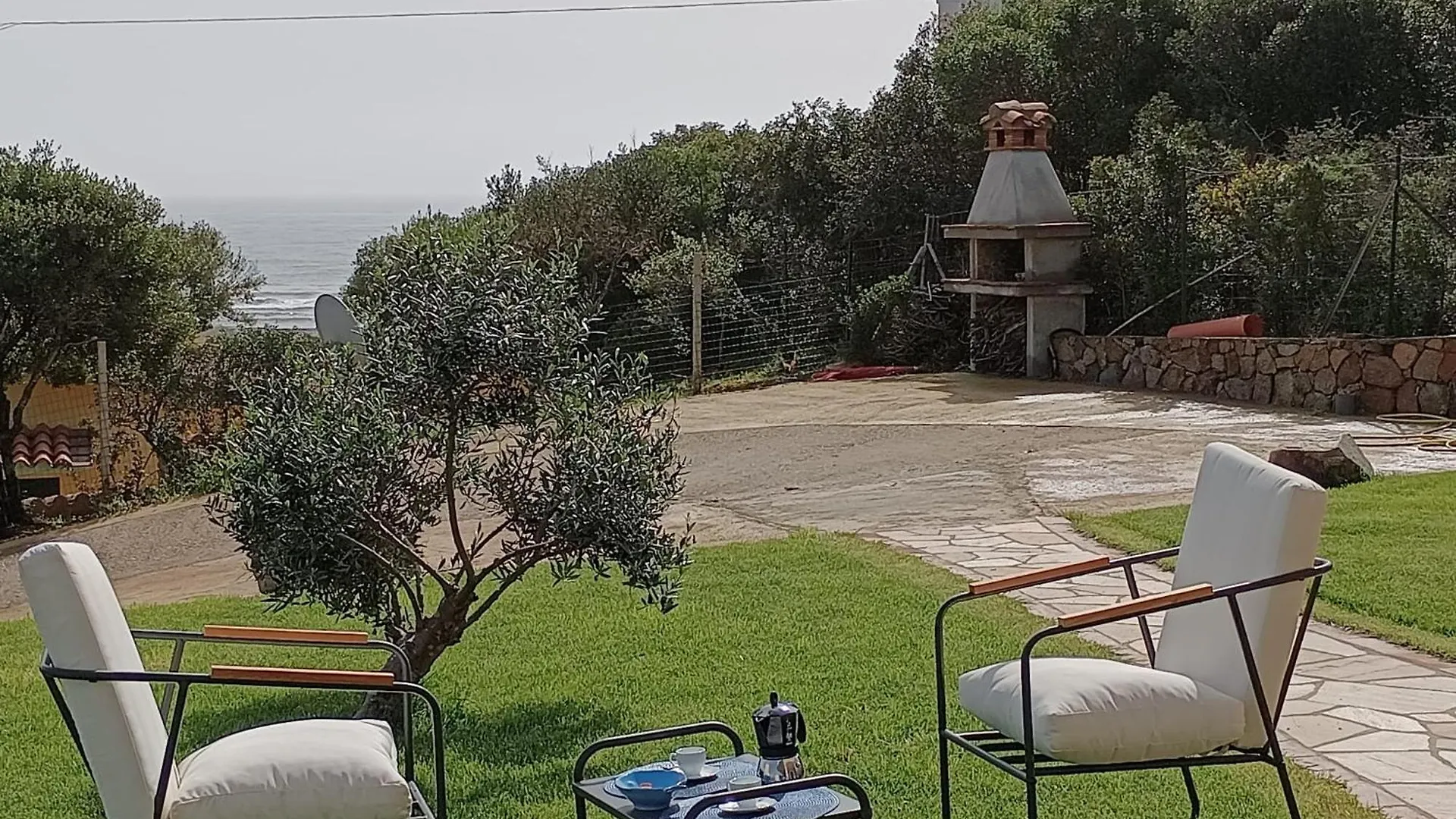 Elmisa Holiday House Tertenìa Italia